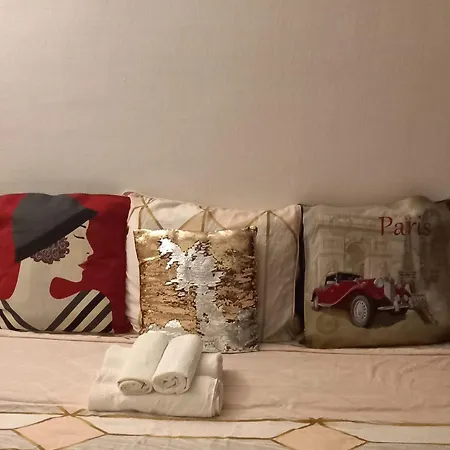 3 - La Chapelle Homestay *