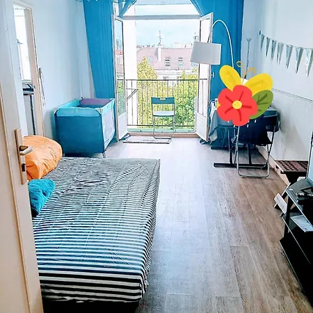 3 - La Chapelle Homestay *